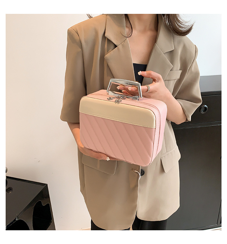 Women's Pu Leather Color Block Classic Style Zipper Box Bag display picture 4