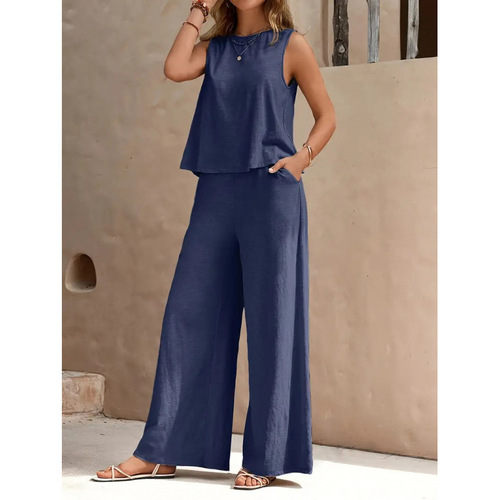 Elegant two-piece set for women: round-neck top and wide-leg pants, a hit in Europe and America