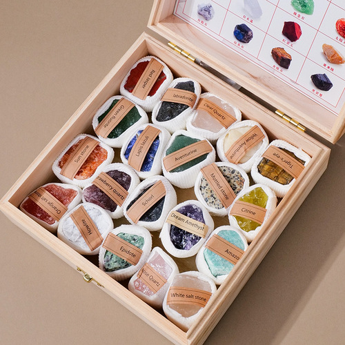 Natural crystal raw stone ore specimen set box children's gift popular science teaching crystal mineral crystal set ornaments