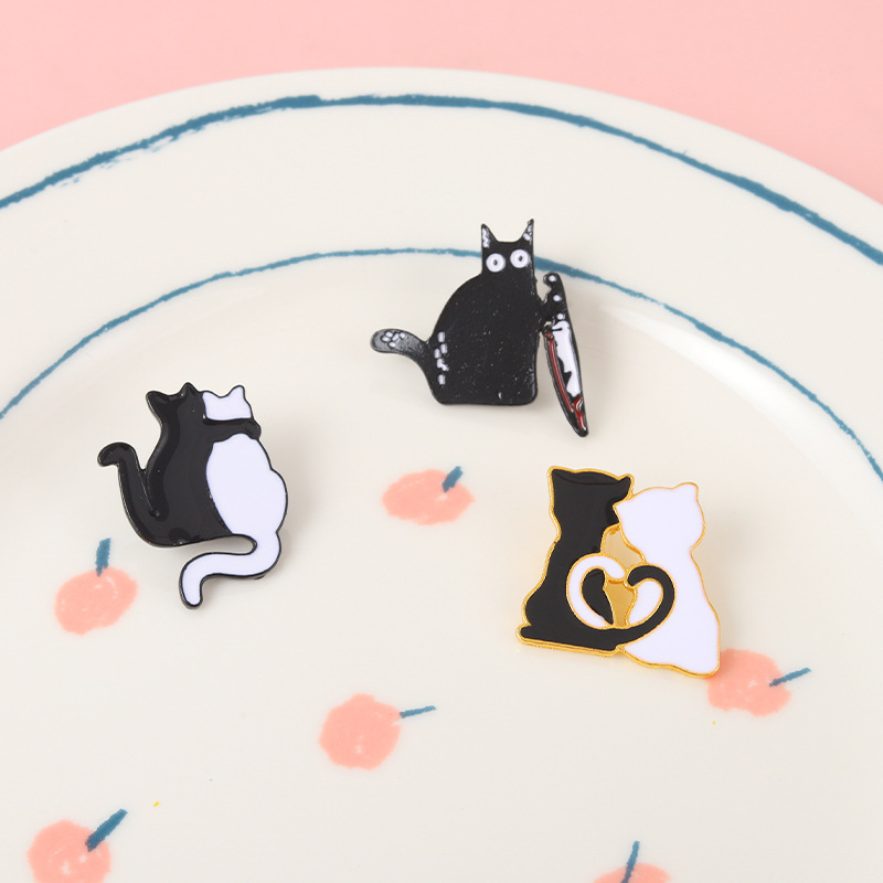 Fashion Pin puky cat Alloy Stoving Varnish Unisex Brooches display picture 3