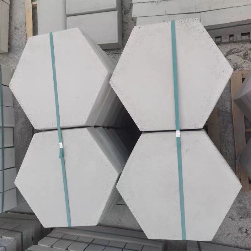 山西吕梁六角实心护坡砖河道堤坝加固工程抗压耐磨防滑本地直发