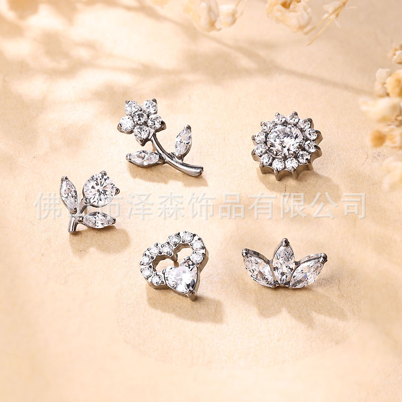 Pointed titanium steel lip stud product view