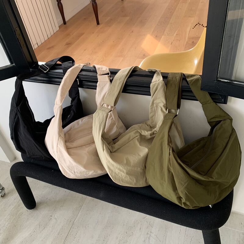 Bag women's shoulder crossbody dumpling bag nylon cloth bag casual all-match large capacity commuter bag fitness travel bag Bag women's shoulder crossbody dumpling bag nylon cloth bag casual all-match large capacity commuter bag fitness travel bag