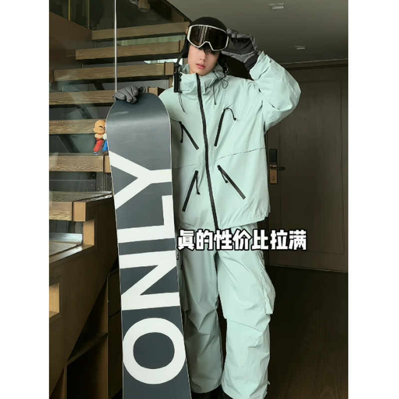 Ski Resort Rental Very Good Tide Brand Ski Suit suit Men and Women Waterproof Windproof fleece-lined Thickened plus size Warm