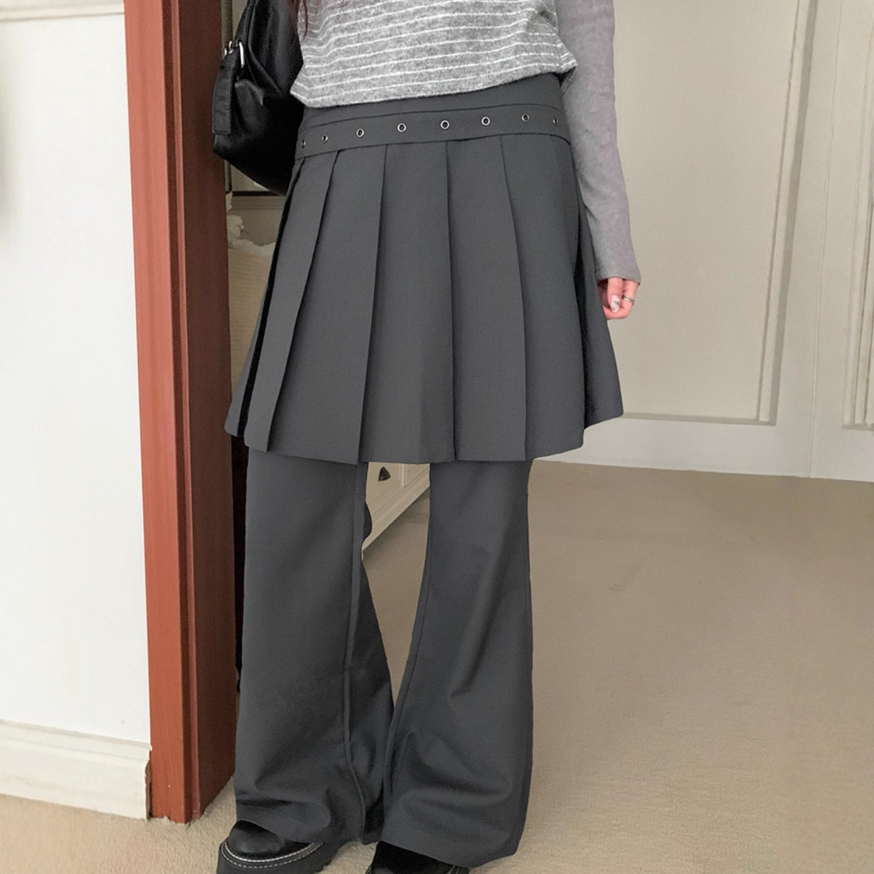 3-Color Spring New Korean Ins Sweet Cool Style Fake Two-Piece Metal Buckle Pleated Skirt Micro-Flared Pants