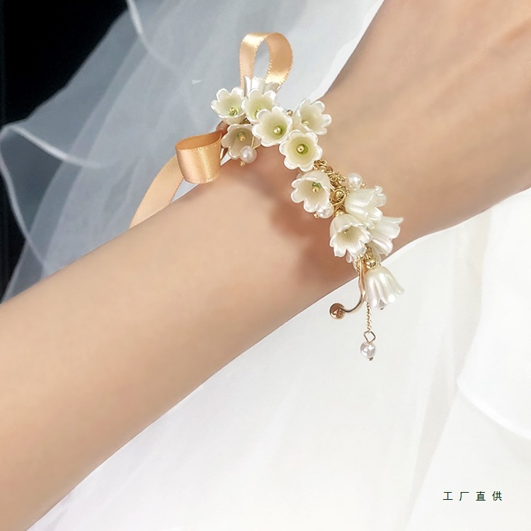 结婚手腕花香槟色铃兰伴娘姐妹团手环森系简约唯美韩式蓝色手花