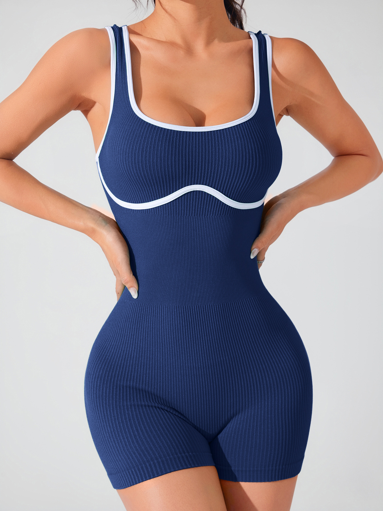 Ropa deportiva aérea con tirantes sin costuras de alta calidad, ropa de yoga de una pieza de color de contraste elástico, ropa de fitness de una pieza con espalda ajustada