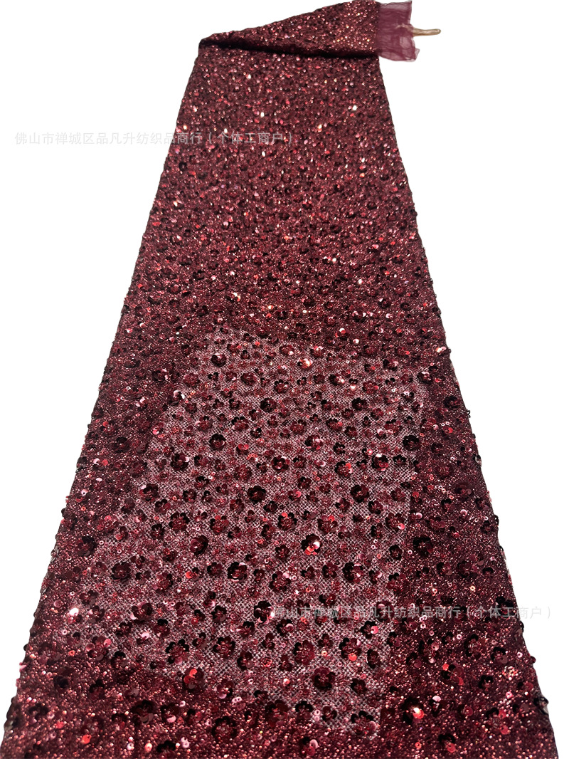 Tejido bordado tubo de perlas bordado diafragma bordado vestido de tela diafragma polvo pulverizado polvo brillante tela de moda stock