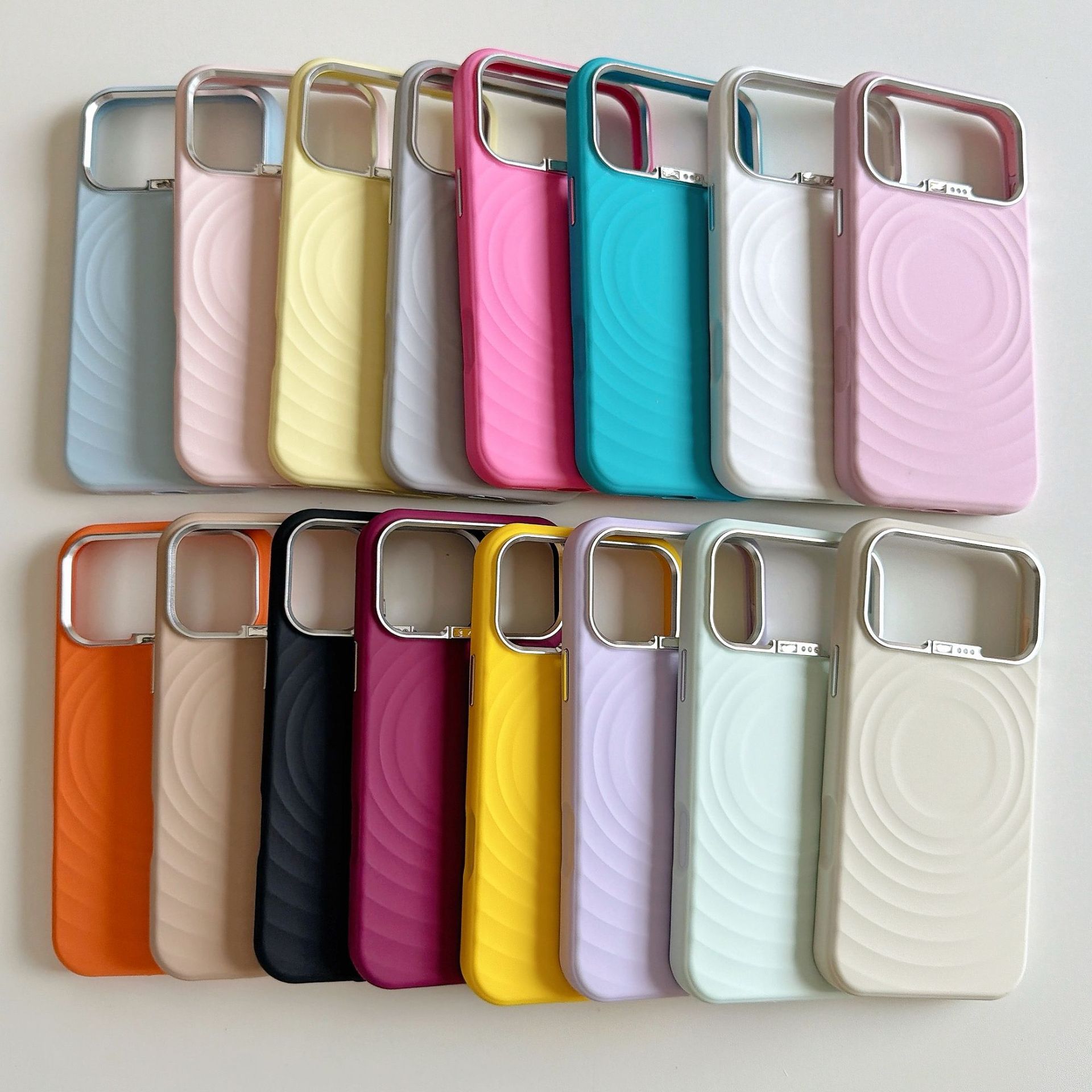 闪钻波漾磁吸适用iPhone18promax手机壳独立五金镜头框苹果17保护