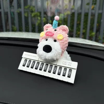 Number Plate Creative Car – Nömrəli dayanma kartı - piggy-west-highlandparking-sign