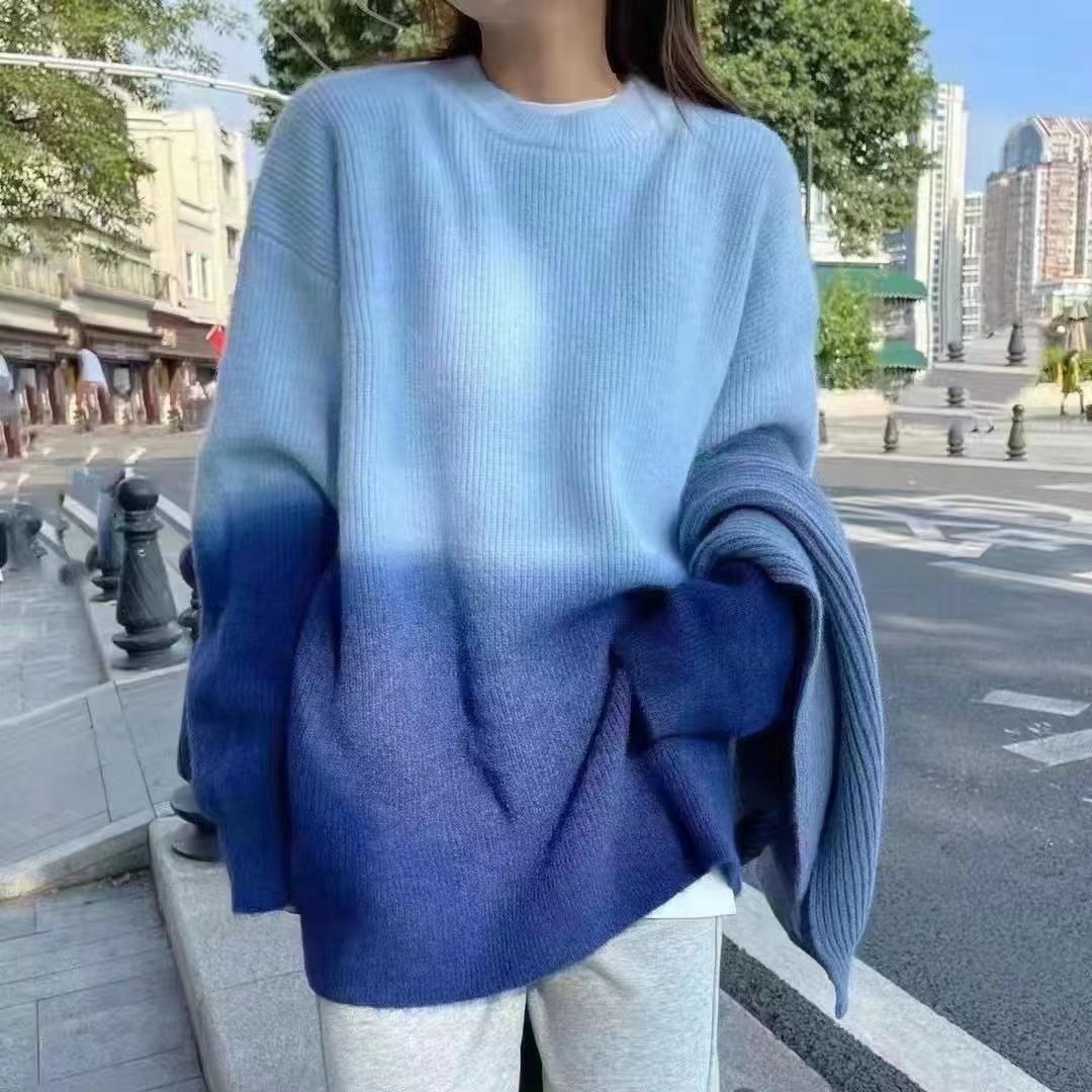 软糯宽松大码毛衣女2025秋季新款圆领渐变色针织衫慵懒风打底衫潮