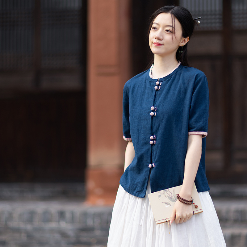 2026 Autumn Cotton and Linen Women's New Style Improved Blouse with Buttoned Collar, Artistic Fresh Short-Sleeve Shirt, Ramie Color-Block Cardigan