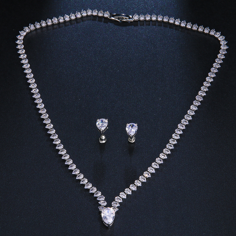 Elegant Jewelry Set