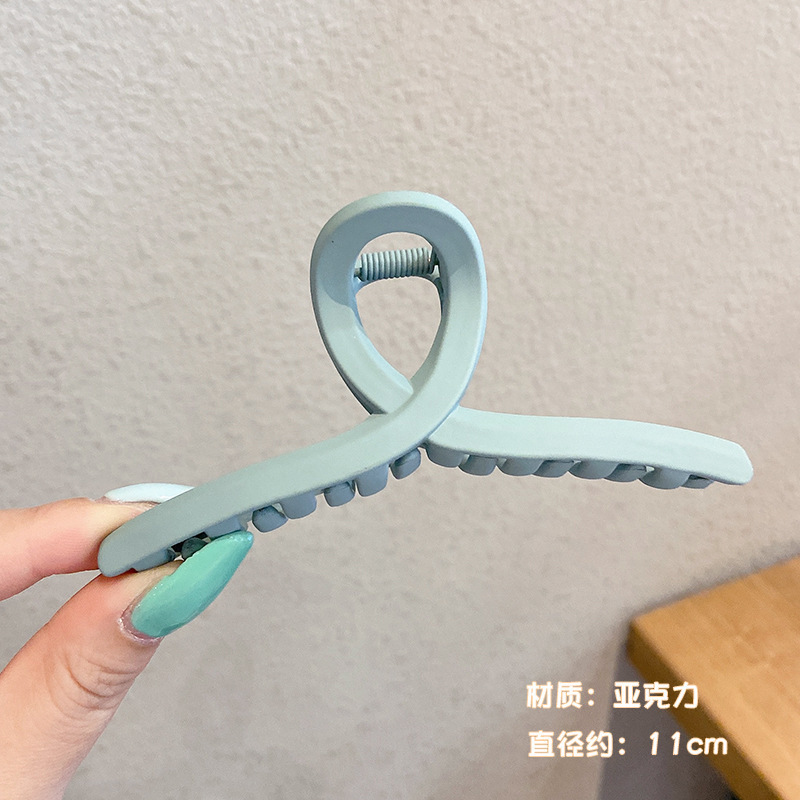 ミルクコーヒー色インスタイル大型サメクリップハイエンドヘアアクセサリー女性のつや消しヘアクリップかわいい卸売|undefined