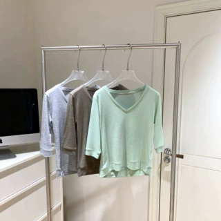 超凉快夏季碎碎冰 灰色/苹果绿/气质棕V领中袖 T恤女
