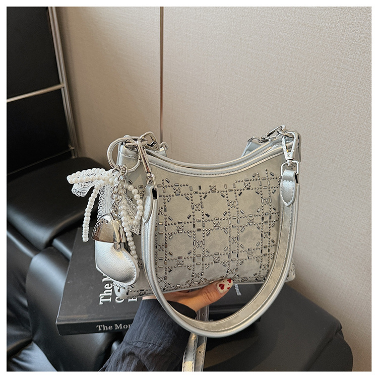 Summer handbag, women's hand-held armpit pillow bag, 2025 new style diamond-encrusted design, single-shoulder fashionable crossbody bag undefined