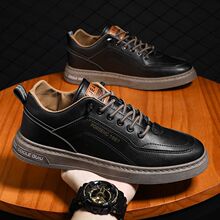 ��Ь2025�¿����ʿ���eƤЬ�n�泱���ٴ��\�ӳ�Ь�п�С�װ�Ь