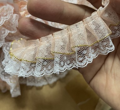 現物3.5cm金辺雪紗波点レース玩具家紡織バッグ工芸アクセサリースカート割引レース