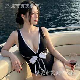 欧美黑色性感ins风深V高叉比基尼连体泳衣女小胸聚拢修身度假泳装