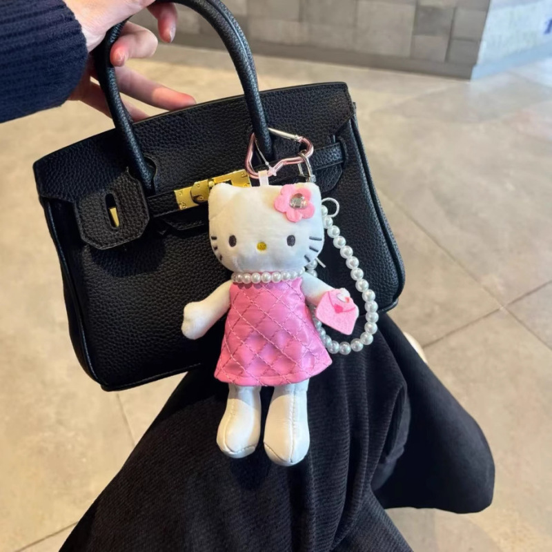 粉色小香风日系凯蒂猫kt毛绒黑皮爱心扣长腿hellokitty猫包包挂件|undefined