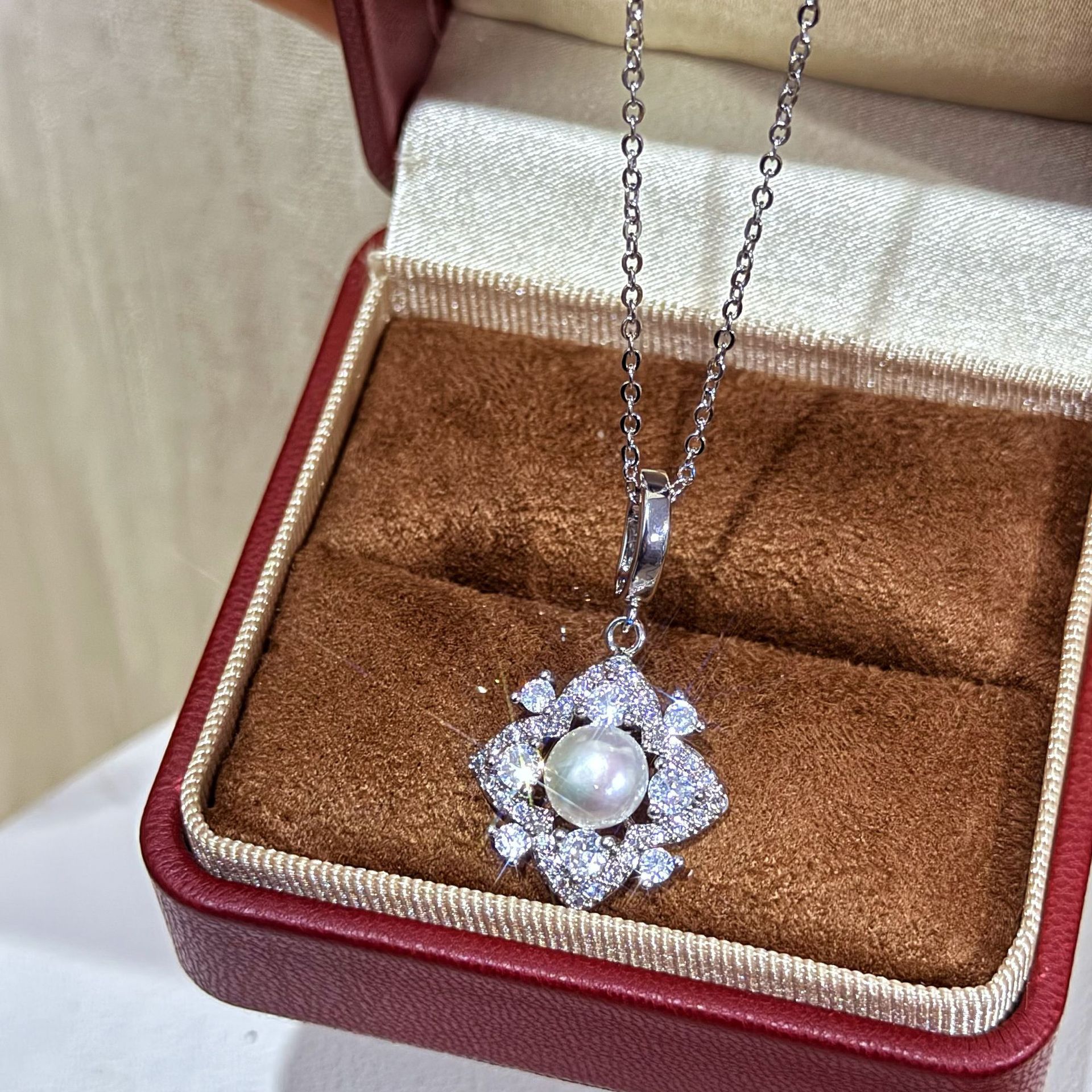 ��ʽ���α�͸�ʯ��Ȼ��ˮ�����׹������ָͨ��ʱ������������װ