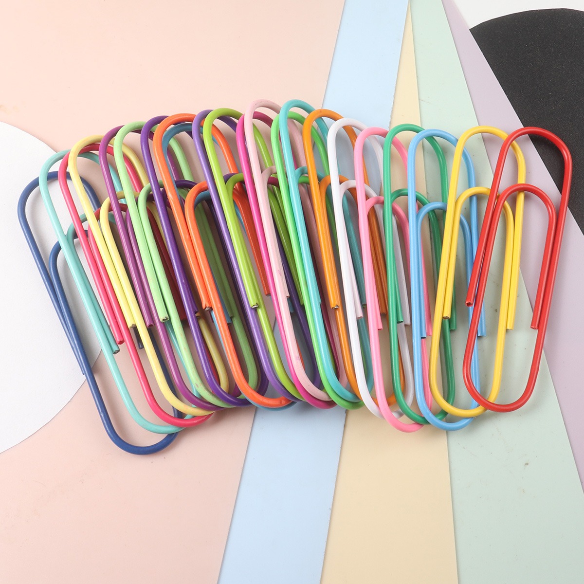Venta de fábrica de clips de papel recubierta de color, clips de encuadernación de libros grandes, clips de papel plateado, material de oficina, clips de libros