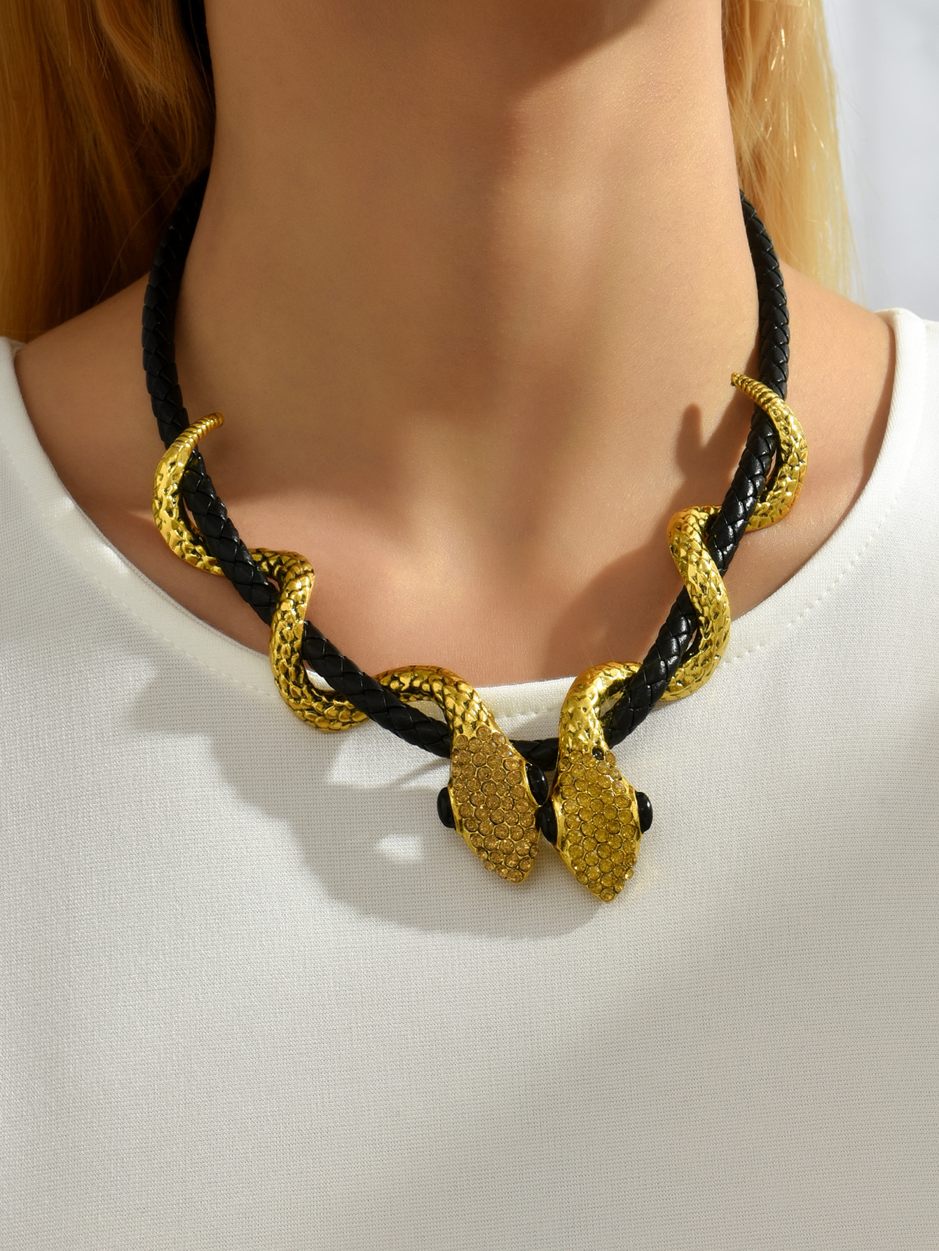 Fashion Snake Alloy Inlay Rhinestones Womenu0027S Necklace 1 Piece