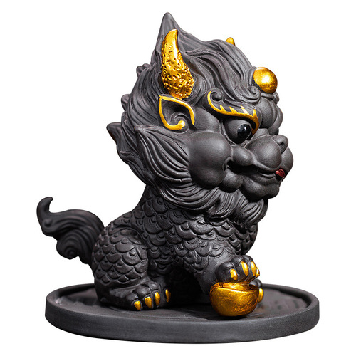 Charm-Bringing Qilin Tea Pet Figurine: Timeless Chinese Style, Trendy Design, Premium Quality—A Cultivable Desktop Decor with a Mythical Beast Theme, Perfect as a Creative Home Accessory.