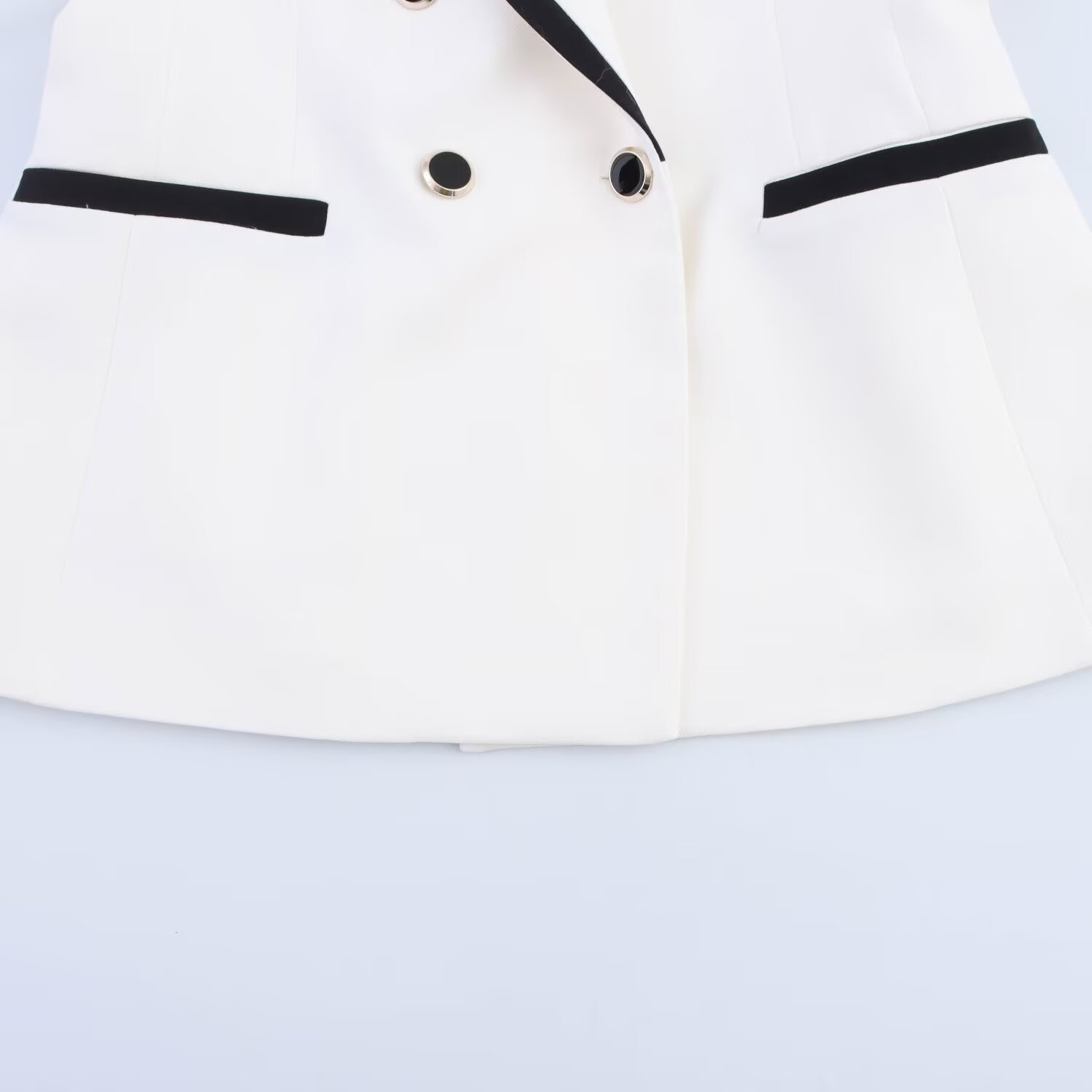 Conjunto de blazer sin mangas y pantalones cortos mujer_voghion.com