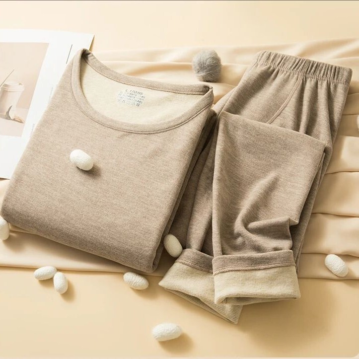 Wool and Silk Autumn and Winter Thermal Underwear Set for Men and Women, Double-Sided Brushed, Slim Fit, Thickened Base Layer Top and Pants Wool and Silk Autumn and Winter Thermal Underwear Set for Men and Women, Double-Sided Brushed, Slim Fit, Thickened Base Layer Top and Pants