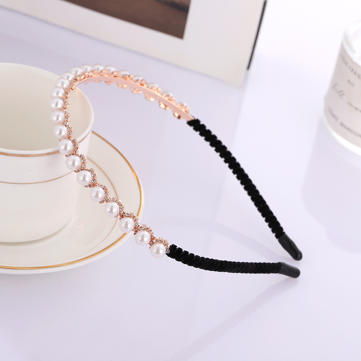 Amazon Venta caliente diadema europeo y americano rhinestone perla diadema simple sol flor diadema accesorios para el cabello flebangs clip al por mayor