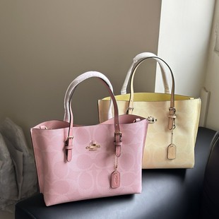 �ܼ�2024Moille����25�L�玧�㲼�����ذ�����б��μ��Ůُײɫ