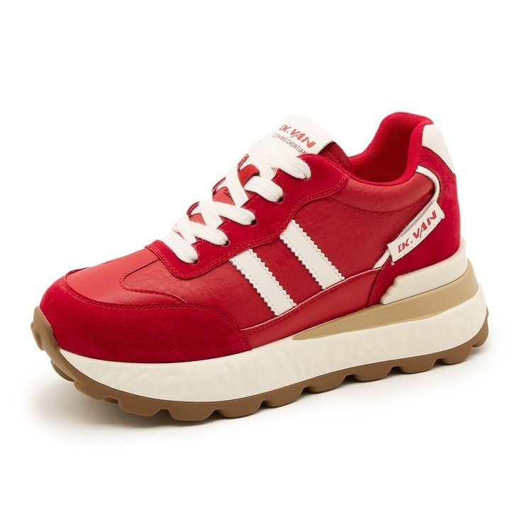 Zapatos de altura interior para mujeres 2025, nuevos zapatos deportivos casuales de otoño con suela gruesa, zapatos de entrenamiento de hombre pequeño Agande
