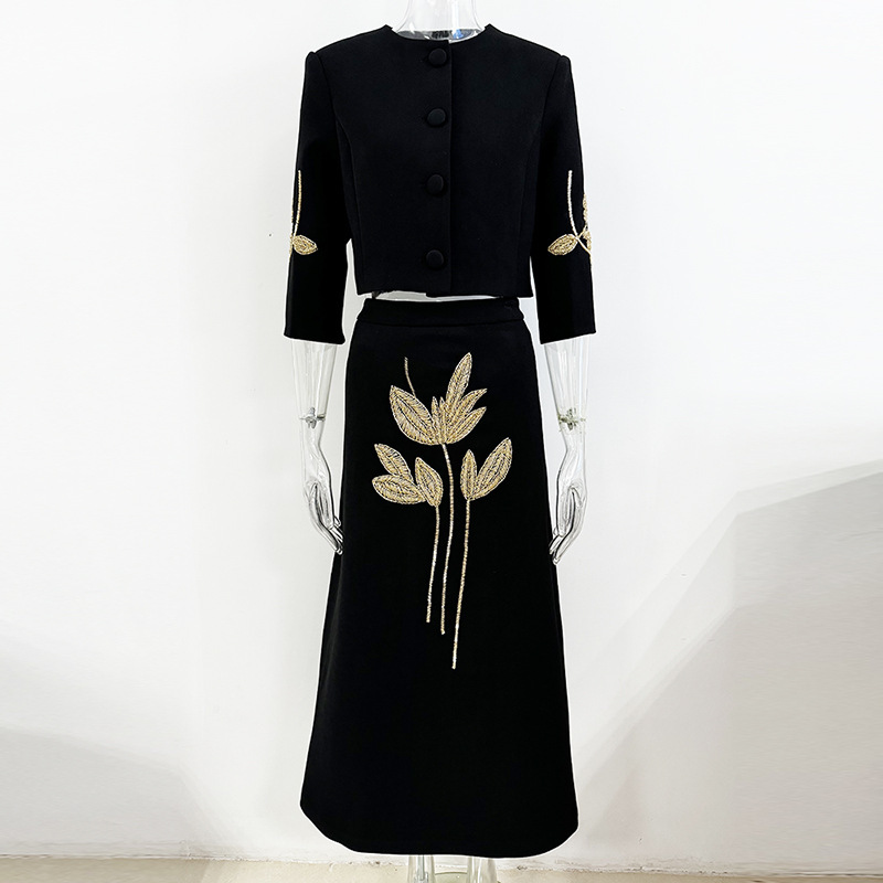 High Street Fashion 2026 Early Spring High-End Heavy-Duty Floral Beaded Three-Quarter Sleeve Jacket and Mid-Length Skirt Set