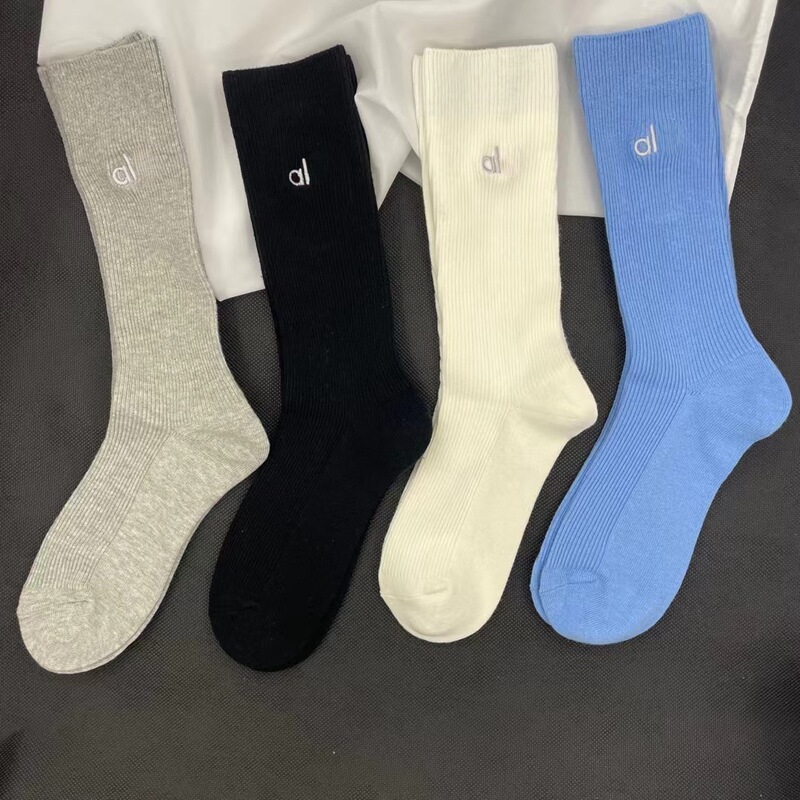 New Foreign Trade Product: Olo Double-Needle Embroidered Socks, Black, White, Gray Solid Color Casual Cotton Socks, Spring and Autumn Style Long Tube Trendy Women's Socks