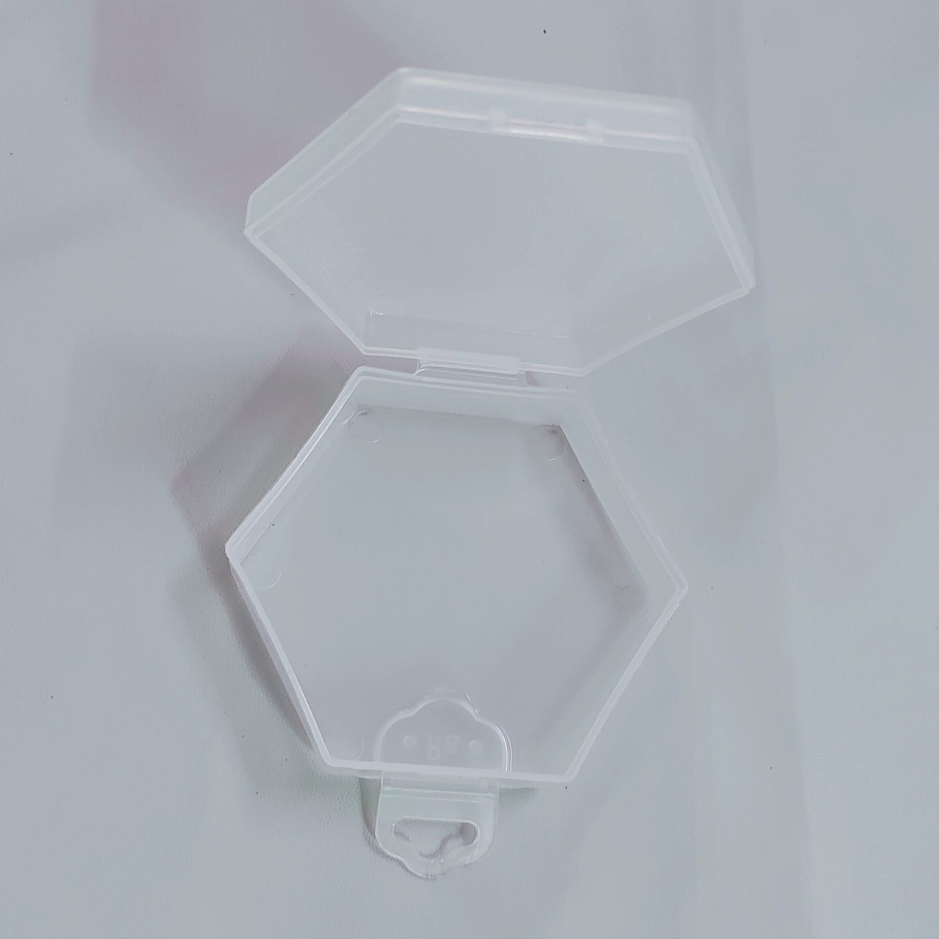 Подвесной шестиугольный пластиковый органайзер для наушников, кабелей и аксессуаров из полипропилена, прямые поставки с завода, портативный, для цифровых устройств