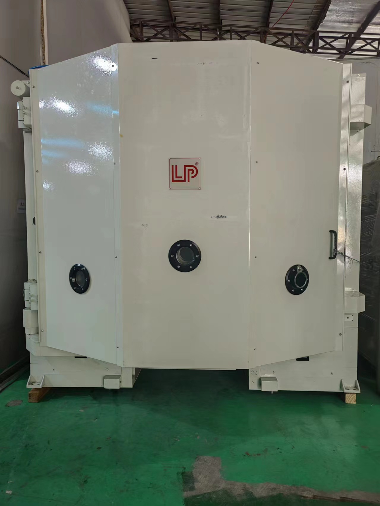 二手真空镀膜机龙翩镀膜机2050镀膜机镜片车灯镀膜机