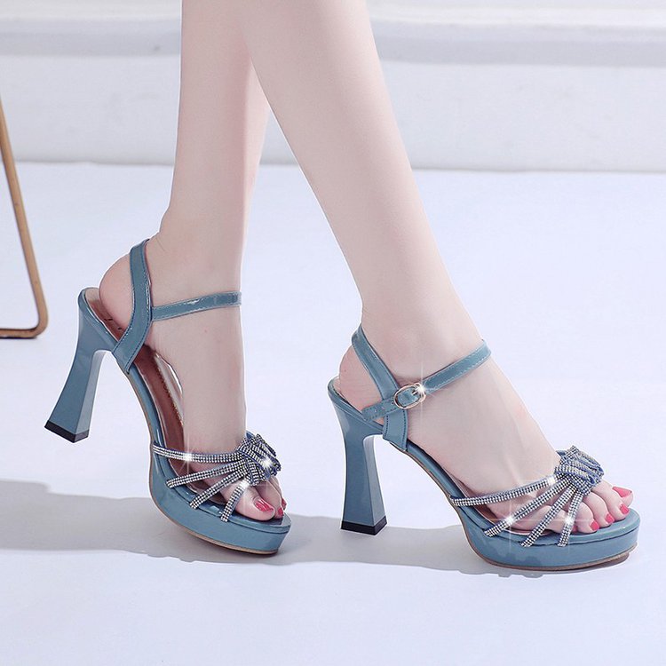 fashionable sandals stiletto heels platform with a strap