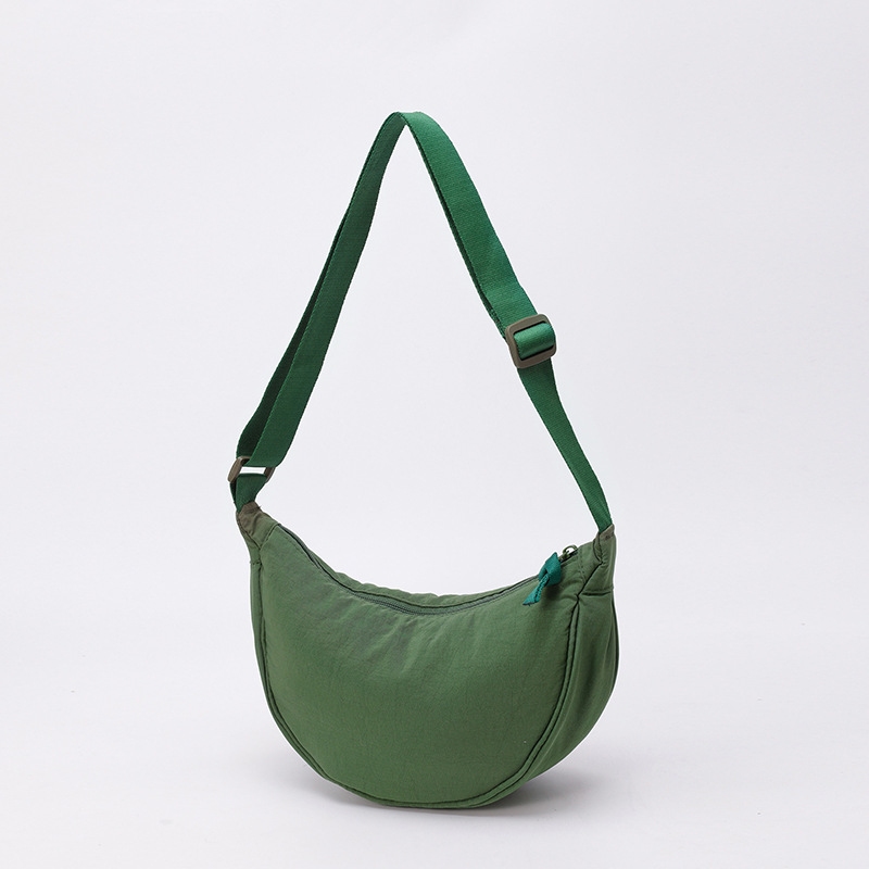 Bolso de tela pequeño bolso de moda ligero bolso de mochila de nylon transfronterizo mujer bolso de hombro casual versátil bolso de bolsas de bolsas de bollo de gran capacidad