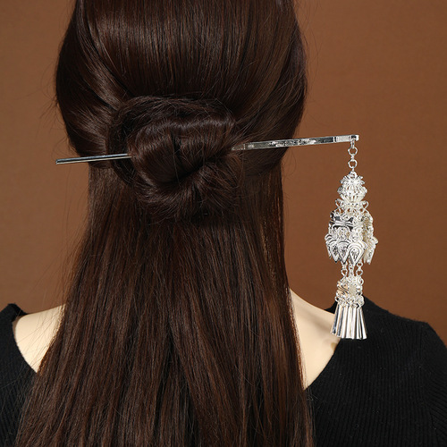 Miao handmade Miao silver hairpin ethnic minority style retro step tassel hairpin hairpin ancient style palace headwear for women