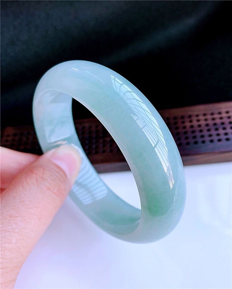 Vòng tay ngọc bích tự nhiên Miến Điện băng sáp, đường kính trong 51–65 mm chi tiết 3