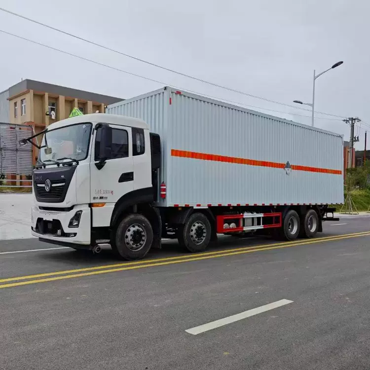 江淮9米6危险品厢式车3类危险品厢式运输车质量保障
