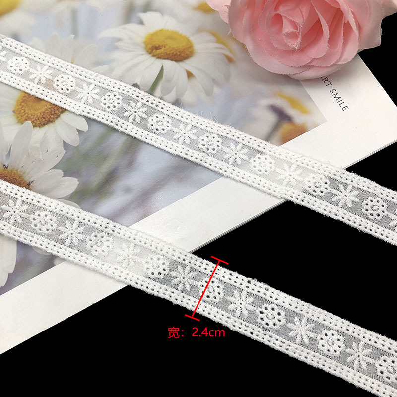 Стиль три с половиной выбеленных цвета