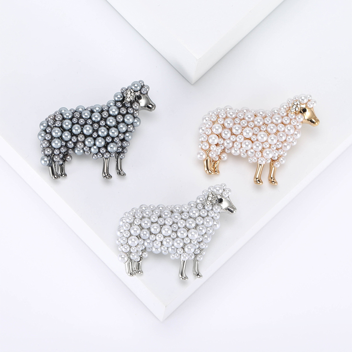 17g Weight Cute Pin Sheep Alloy Inlay Pearl Zircon Women's Brooches