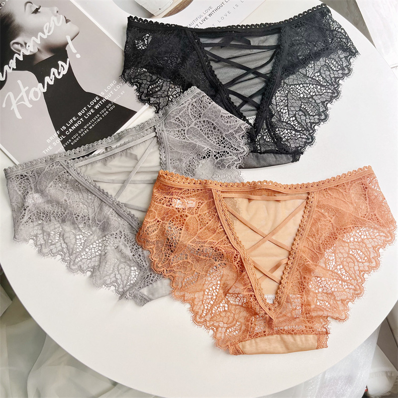 100kg Plus Size Fat MM Sexy Thin Strap Cut Out Black Underwear Women's Lace Mid-low Waist Breathable Thin Briefs 100kg Plus Size Fat MM Sexy Thin Strap Cut Out Black Underwear Women's Lace Mid-low Waist Breathable Thin Briefs