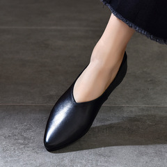 歐美尖頭低跟單鞋女2024新款顯瘦平底鞋簡約百搭真皮套腳小皮鞋女
