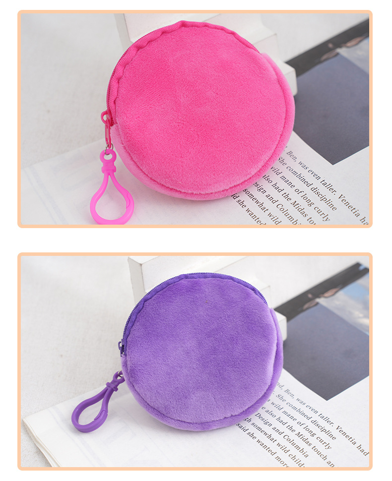 Women's Solid Color Plush Zipper Coin Purses display picture 3