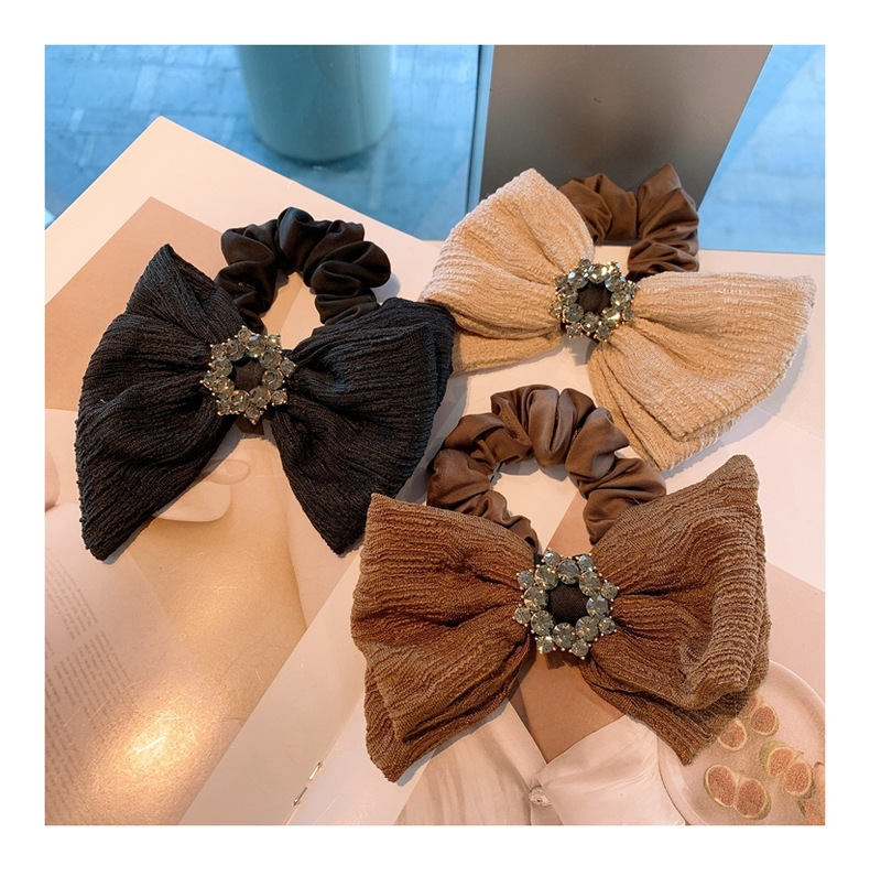 Retro Diamond Wave Embossed Folds Bow Hair Scrunchies display picture 8