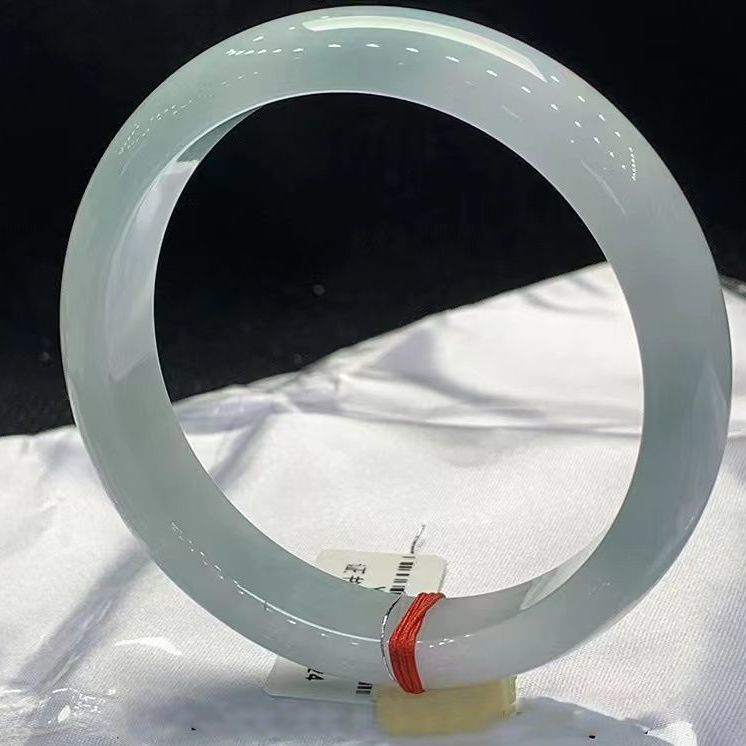 Vòng tay ngọc bích tự nhiên Miến Điện băng hoa xanh nhạt, đường kính trong 52–64 mm chi tiết 4