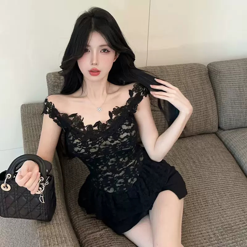 法式气质休闲黑色蕾丝抹胸背心吊带一字肩性感修身显瘦上衣女